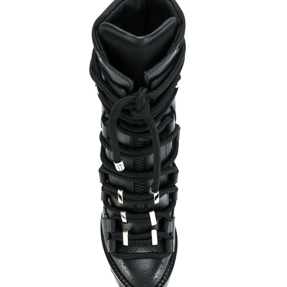 DSQUARED2 AW17 collection platform hiking boots.